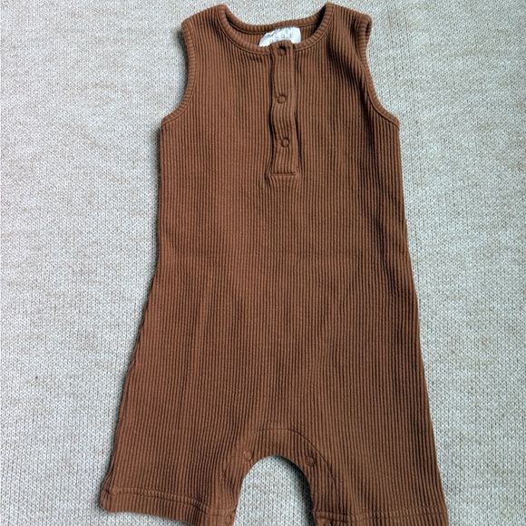 Mebie Ribbed Rust Romper - Picture 1 of 3